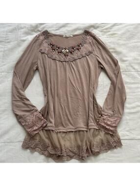 Axes Femme Dusty Rose Lace Mesh Layered Top Jeweled Rose Neckline Medium Japan
